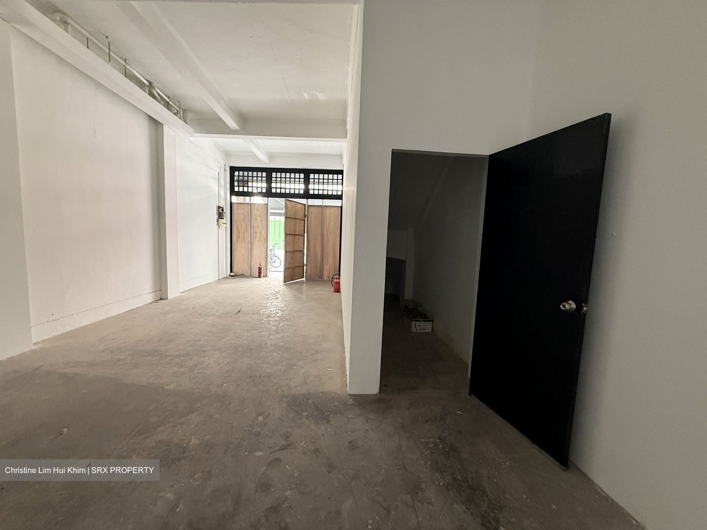 Cavan Road (D8), Retail #623214351